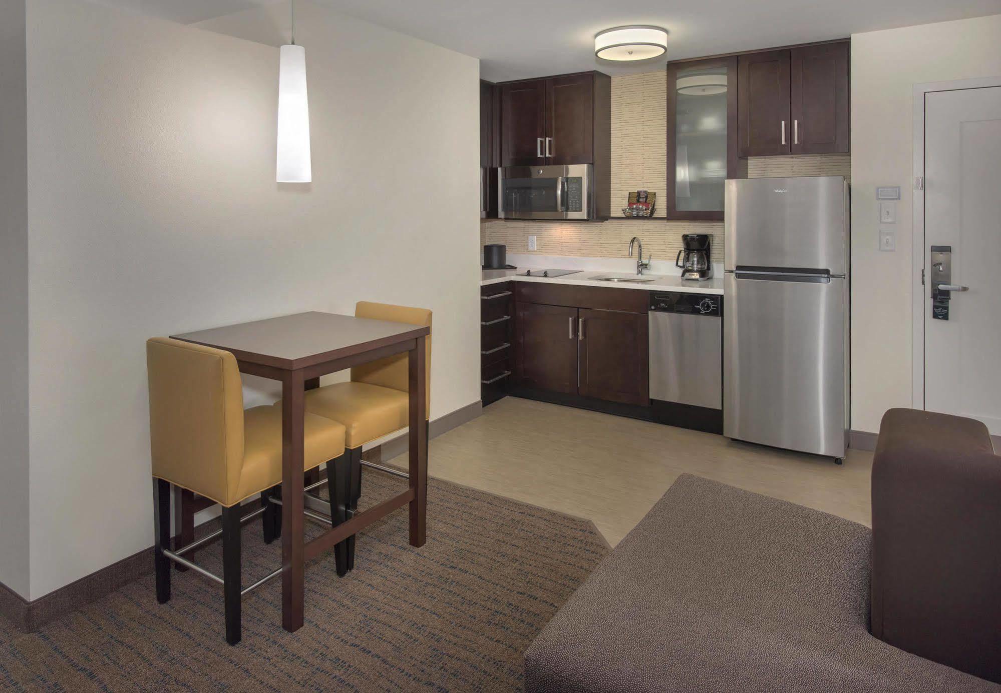 Residence Inn By Marriott Boston Bridgewater Raynham Exterior foto